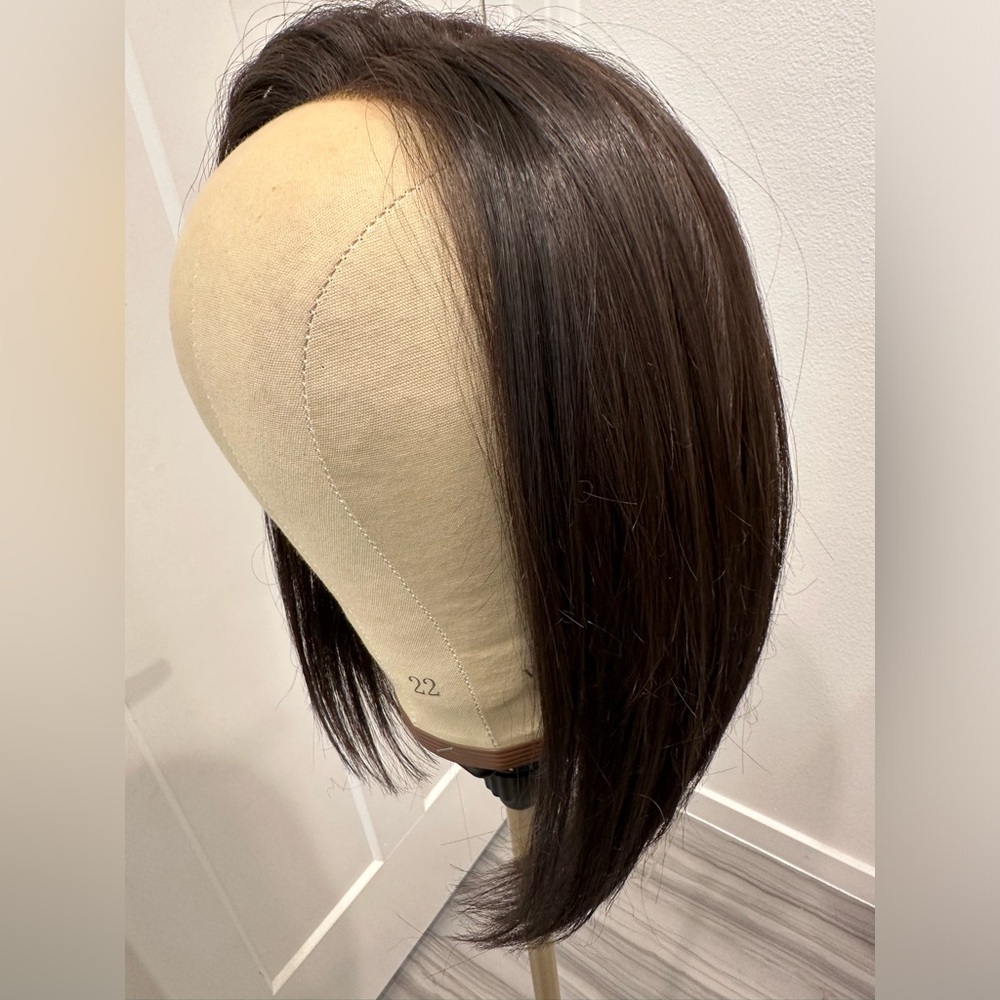 TressAllure Undercut Bob